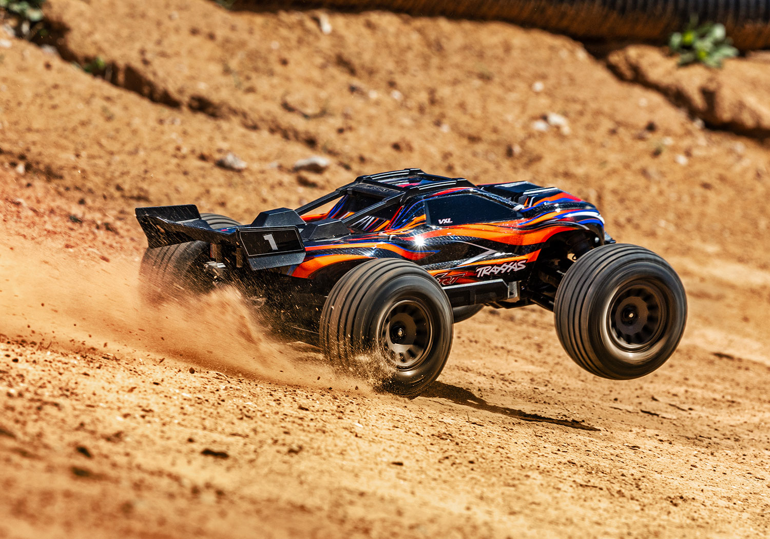 Traxxas MINI-XRT VXL-3S 4x4 1/16 Race Truck Orange mit 2S Akku/Lader 108076-1