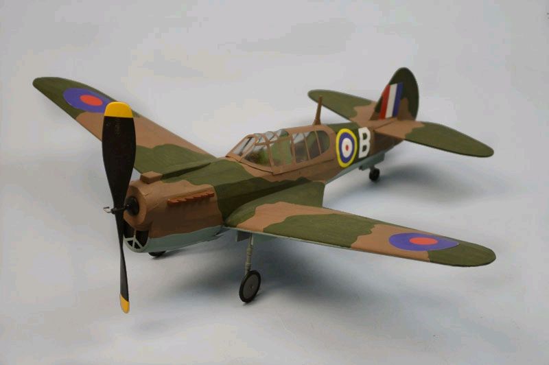 Dumas P-40 Kittyhawk Balsabausatz 235