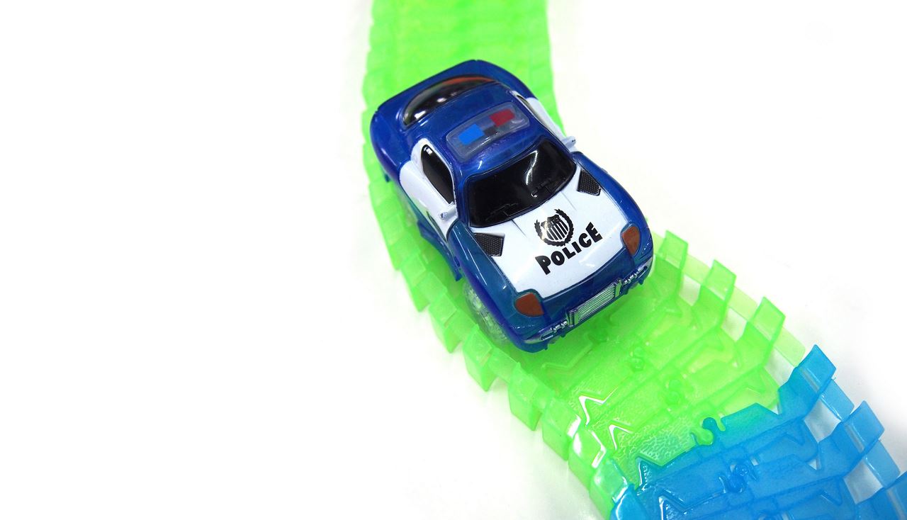 Amewi Magic Traxx Race Bahn 373-teilig, Transportbox 100615