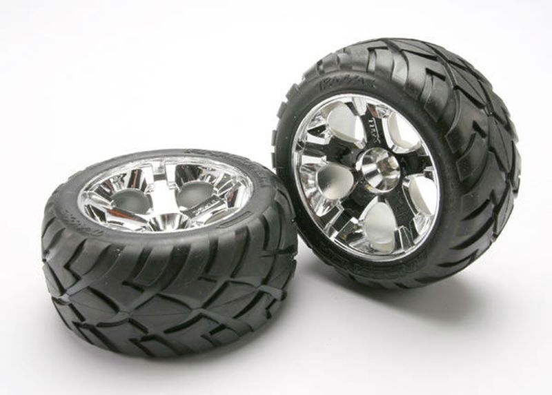 Traxxas Felgen + Reifen verklebt 5577R