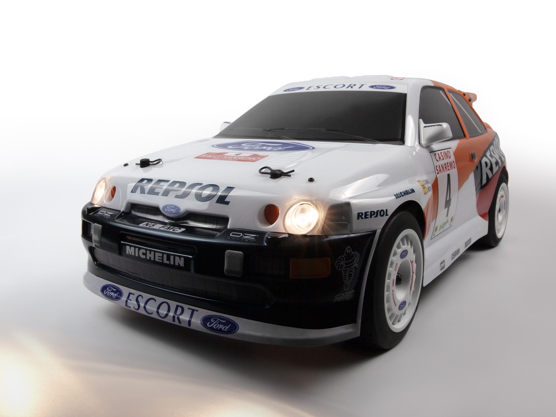 HPI WR8 FLUX 1996 Ford Escort Cosworth Rally RTR 160558